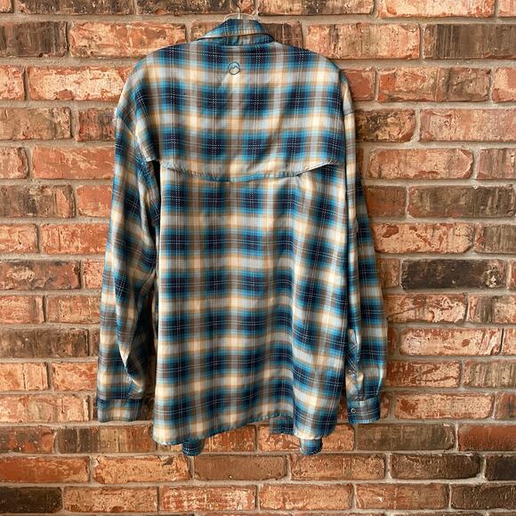 Magellan Mens XL Blue Gray Plaid Button Down Fishing Shirt Lightweight Casual - Picture 2 of 5
